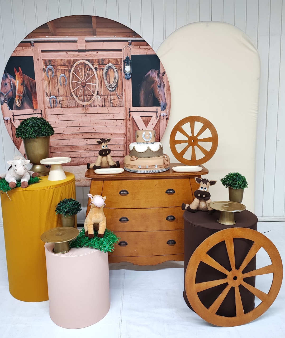 Kit Cavalo  Fazendinha - Opção Plus - Elisete Festas Kit Pegue e Monte