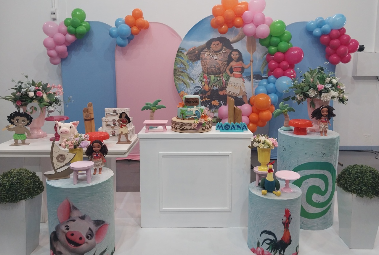 Montagem Moana - Elisete Festas Kit Pegue e Monte