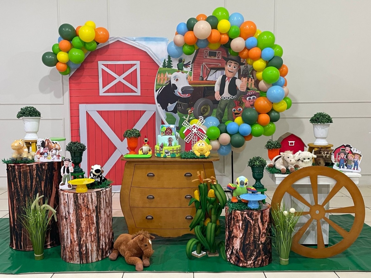 Montagem Fazenda Zenon - Elisete Festas Kit Pegue e Monte