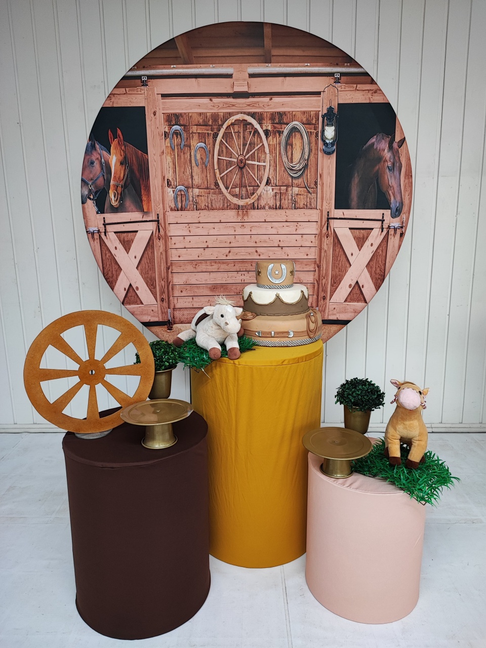 Kit Cavalos Fazendinha - Opção 2 - Elisete Festas Kit Pegue e Monte