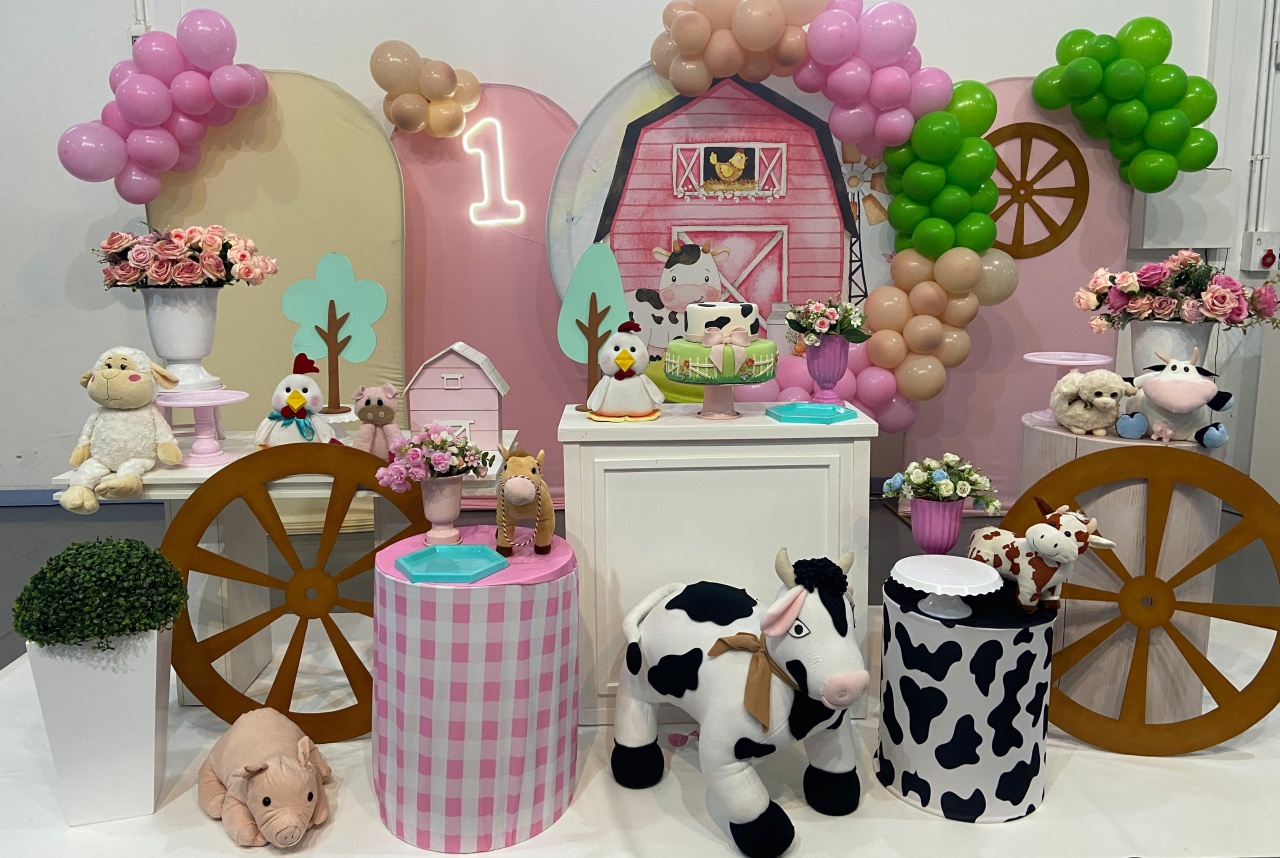 Montagem Fazendinha Menina 3 - Elisete Festas Kit Pegue e Monte