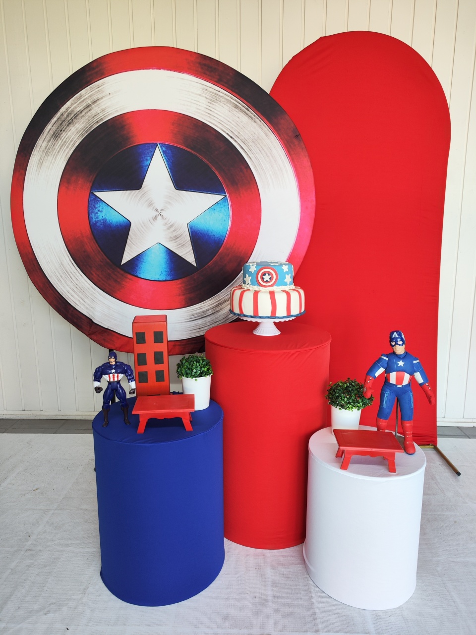 Kit Capitão América Opção Plus  - Elisete Festas Kit Pegue e Monte