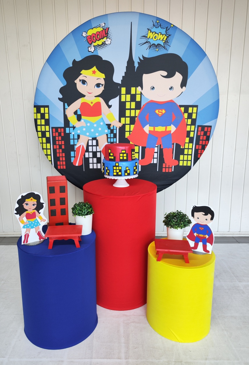 Kit Super Homem E Mulher Maravilha ( Opçao 2) - Elisete Festas Kit Pegue e Monte