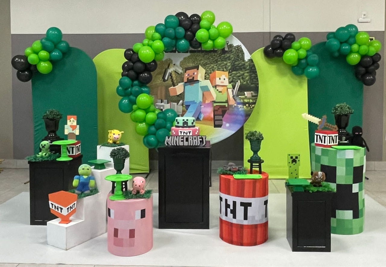 Montagem Minecraft  - Elisete Festas Kit Pegue e Monte