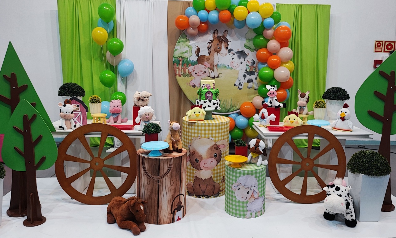 Montagem Fazendinha Candy - Elisete Festas Kit Pegue e Monte