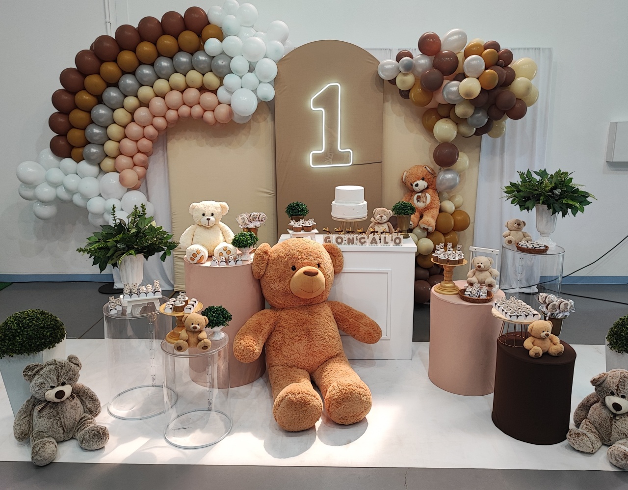 Montagem Urso Arco Iris - Elisete Festas Kit Pegue e Monte