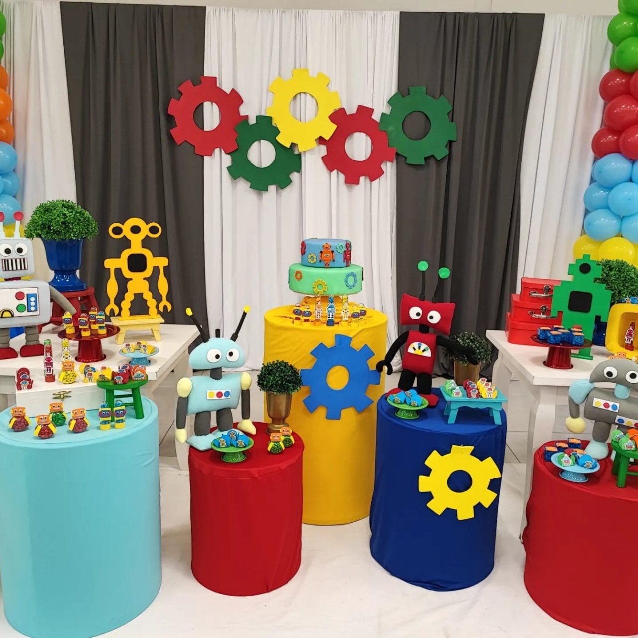 Montagem Robô - Elisete Festas Kit Pegue e Monte