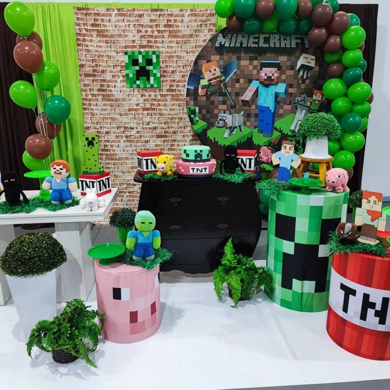 Montagem  Minecraft - Elisete Festas Kit Pegue e Monte