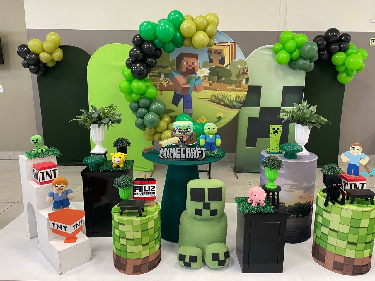 Montagem Minecraft  - Elisete Festas Kit Pegue e Monte