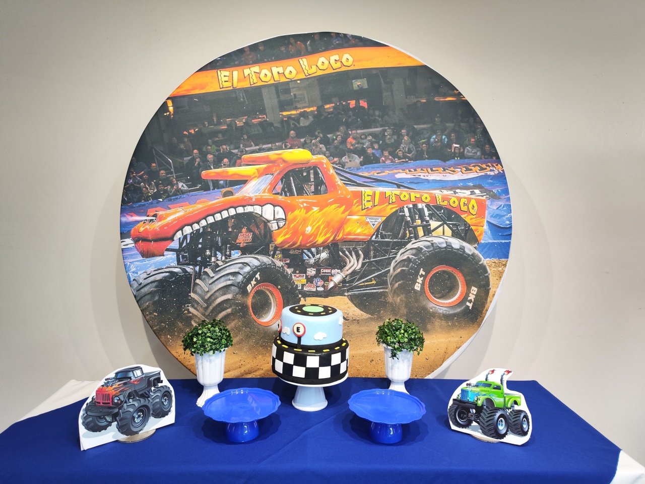 Kit Monster Truck ( Opçao 1) - Elisete Festas Kit Pegue e Monte