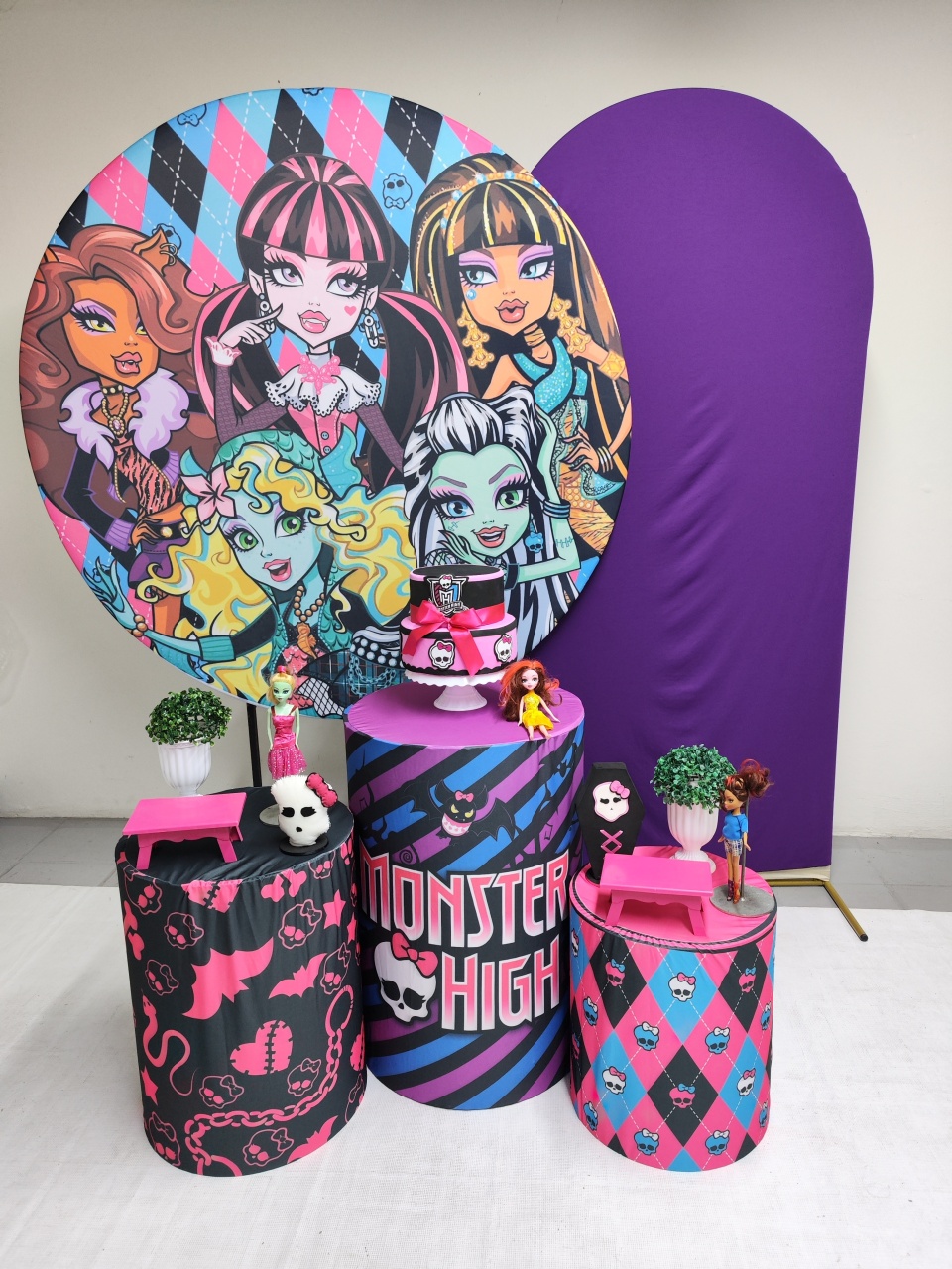 Kit Monsters Higth  Opção Plus  - Elisete Festas Kit Pegue e Monte
