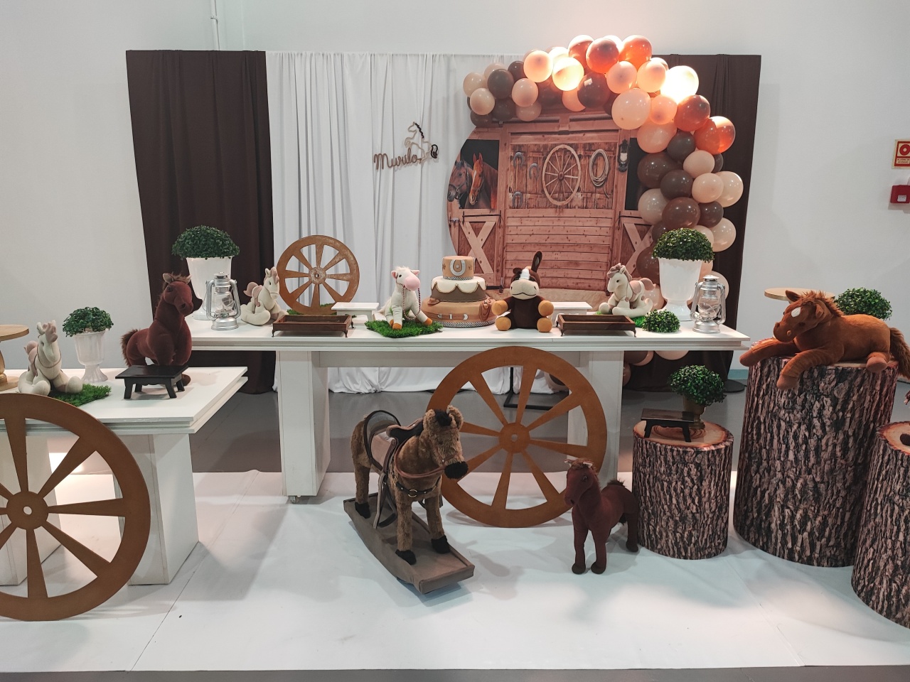 Montagem Cavalo  Fazendinha  - Elisete Festas Kit Pegue e Monte