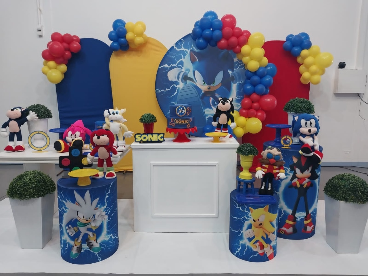 Montagem Sonic Azul - Elisete Festas Kit Pegue e Monte
