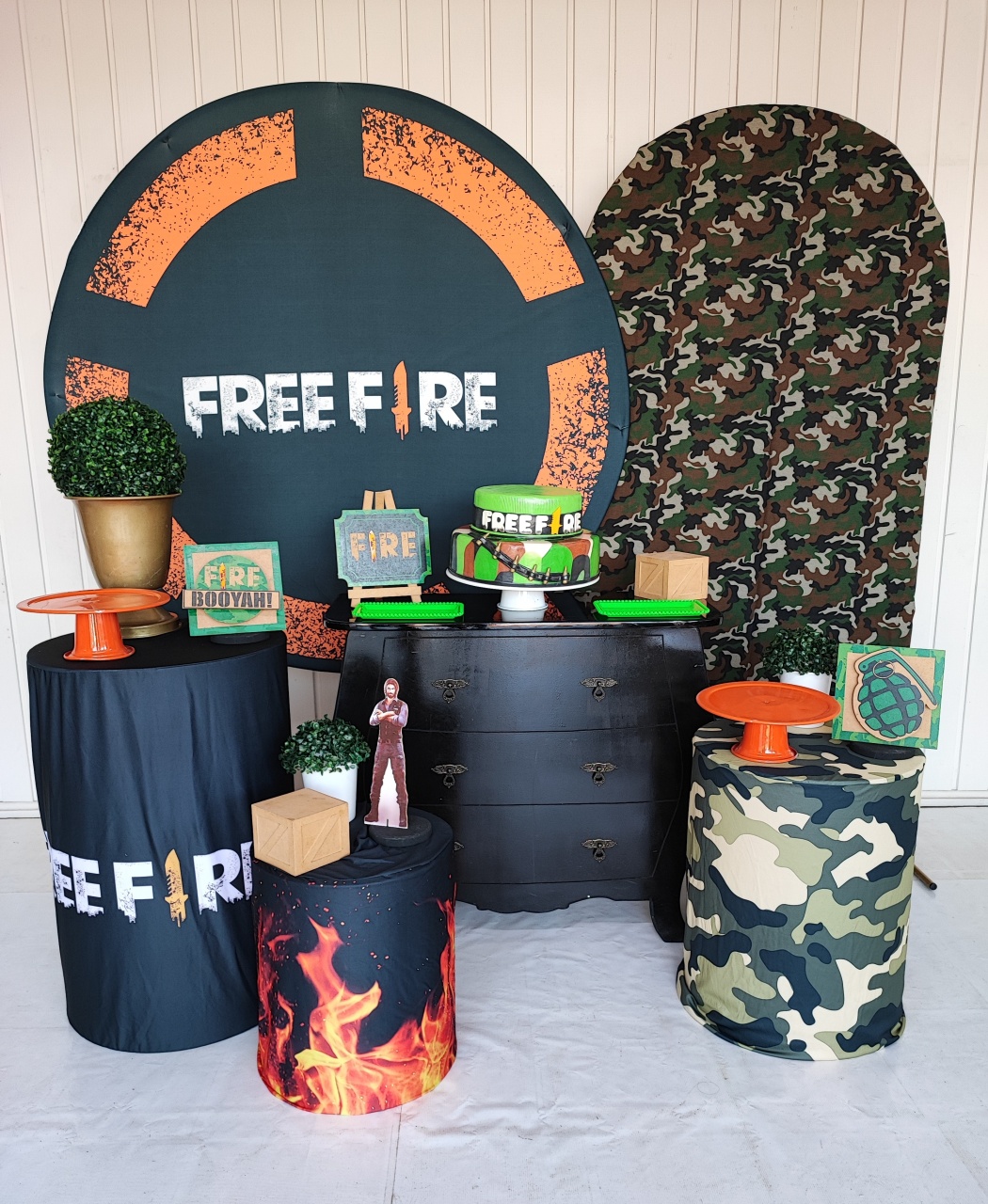 Kit Free Fire - Opção Plus  - Elisete Festas Kit Pegue e Monte