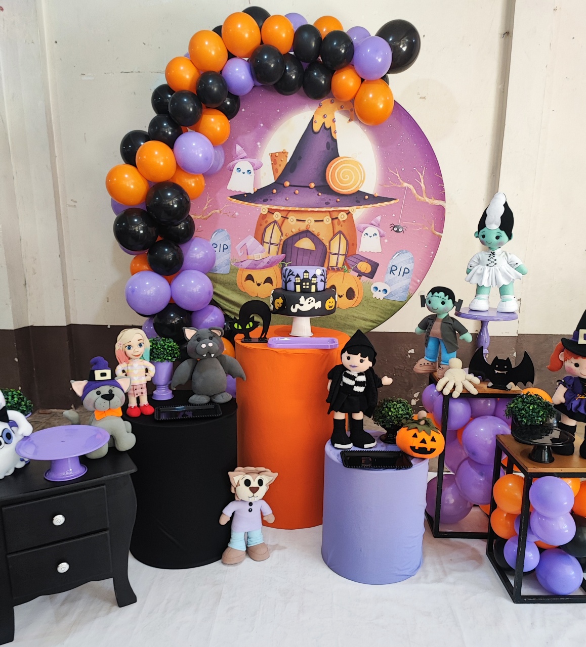 Montagem Hellowen Cute - Elisete Festas Kit Pegue e Monte