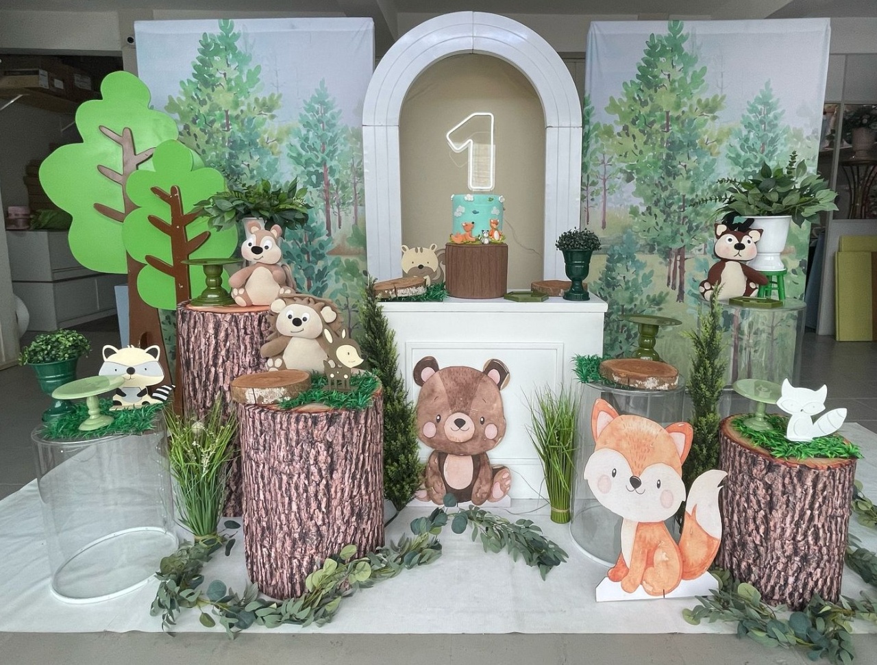 Kit Bosque Menino Opçao Luxo  - Elisete Festas Kit Pegue e Monte