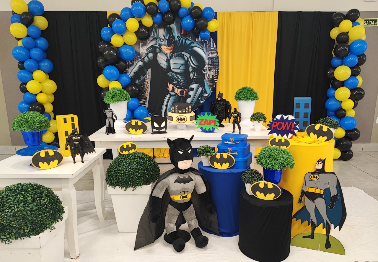 Montagem Batman 2 - Elisete Festas Kit Pegue e Monte