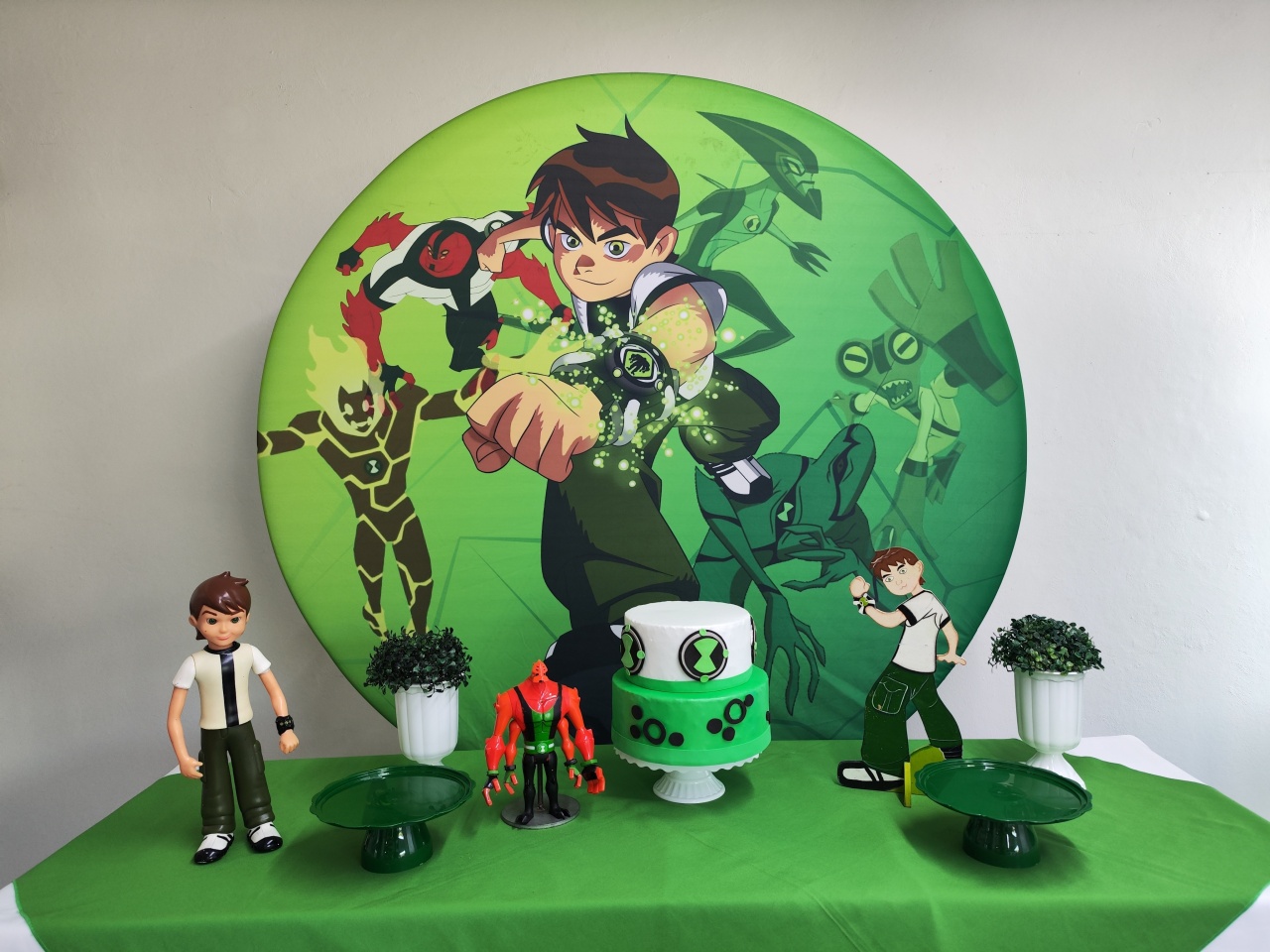 Kit Ben 10 Opção 1 - Elisete Festas Kit Pegue e Monte