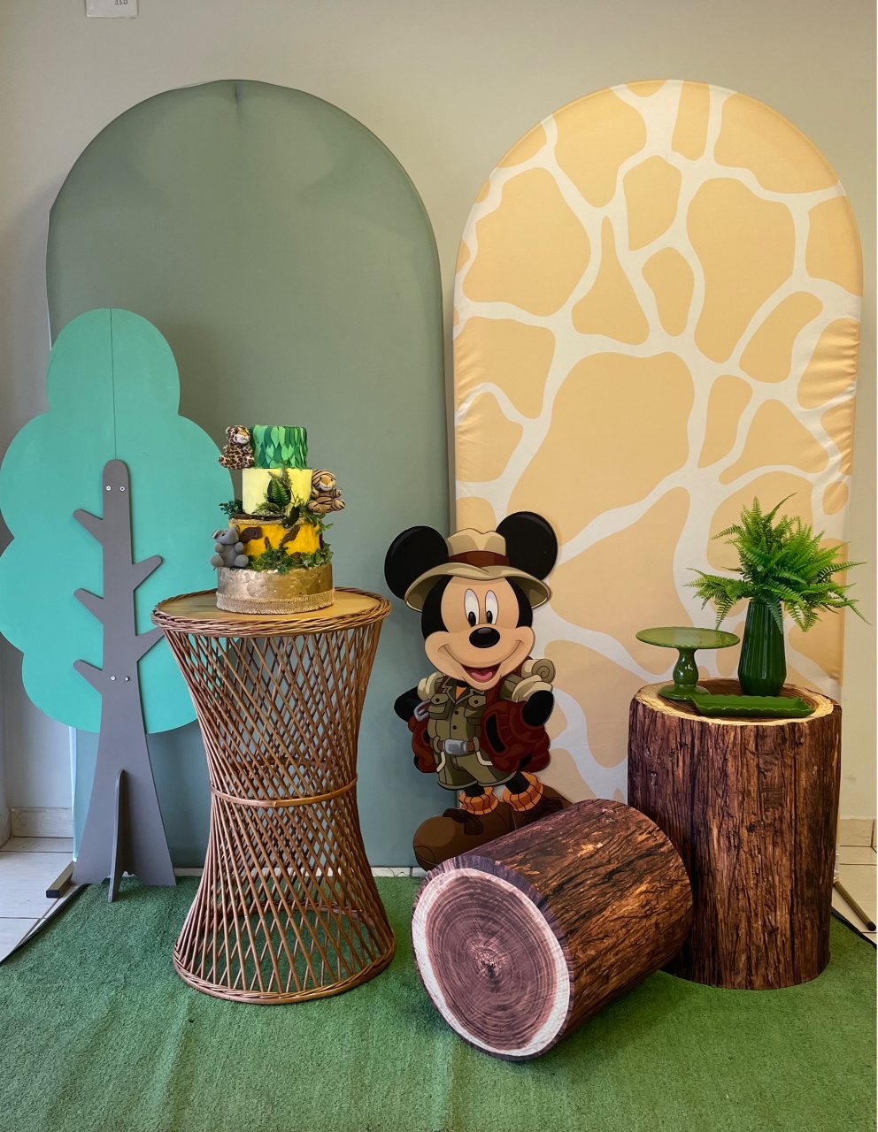 Locação Safari Mickey - Cantinho Da Alegria Festas