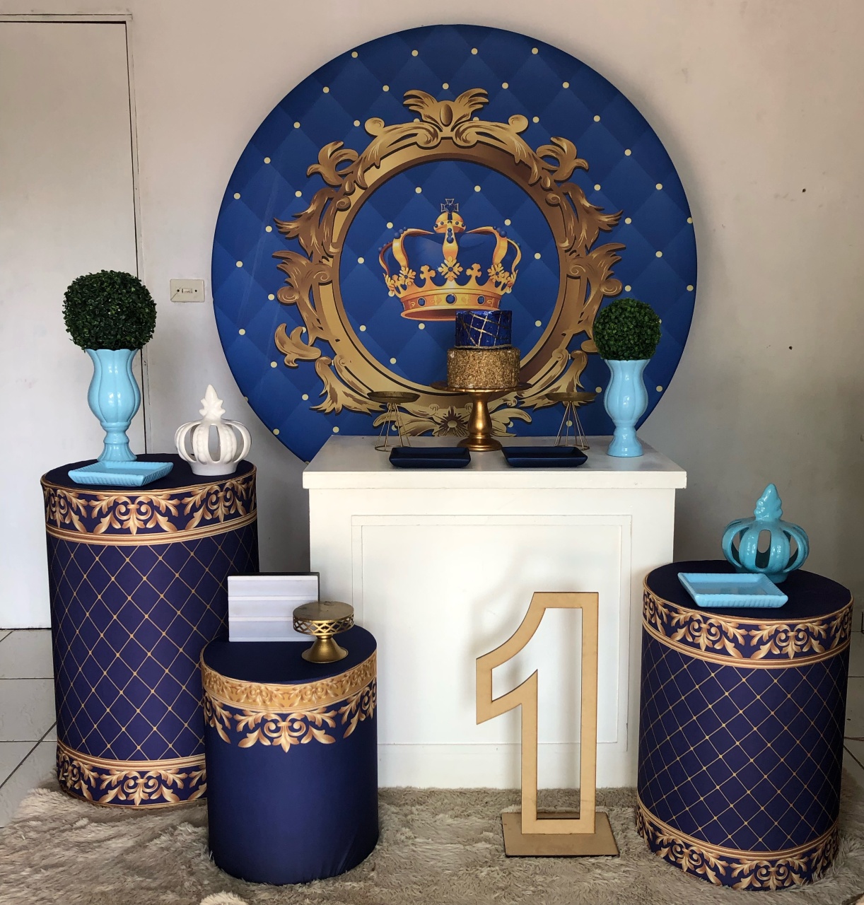 Kit Realeza Azul  2.0 Com Balões de Brinde - Cantinho Da Alegria Festas