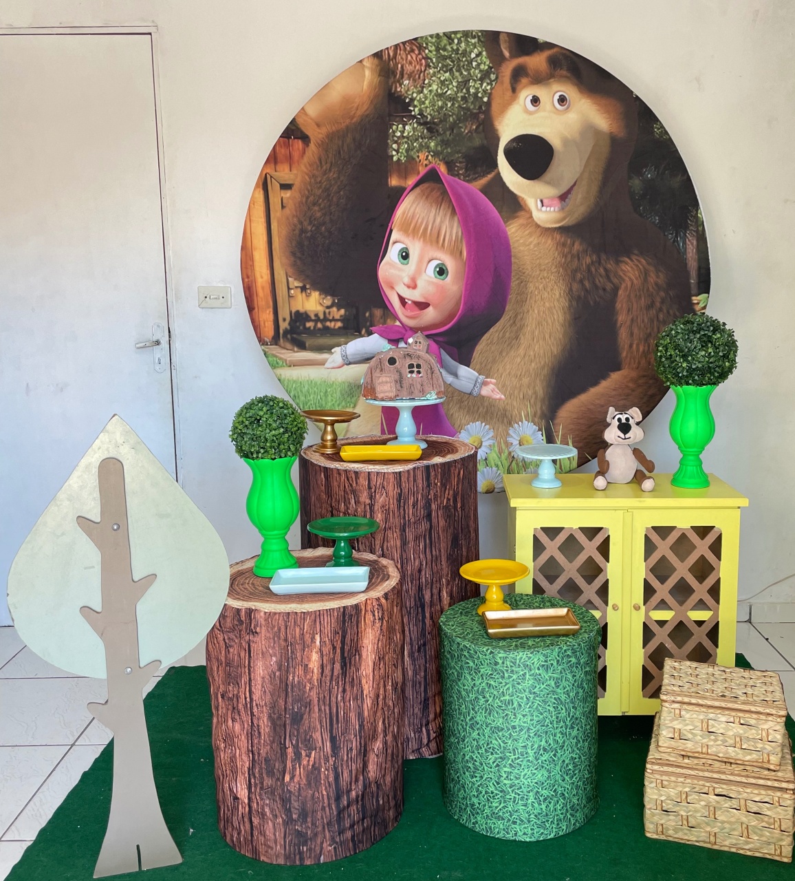 Kit Masha E O Urso  2.0 Com Balões de Brinde - Cantinho Da Alegria Festas