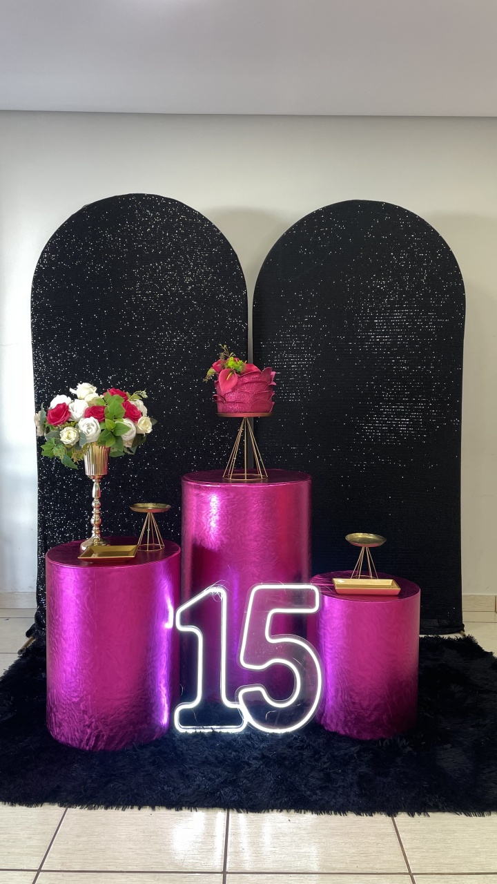 Locação 15 Preto E Pink Cromado - Cantinho Da Alegria Festas