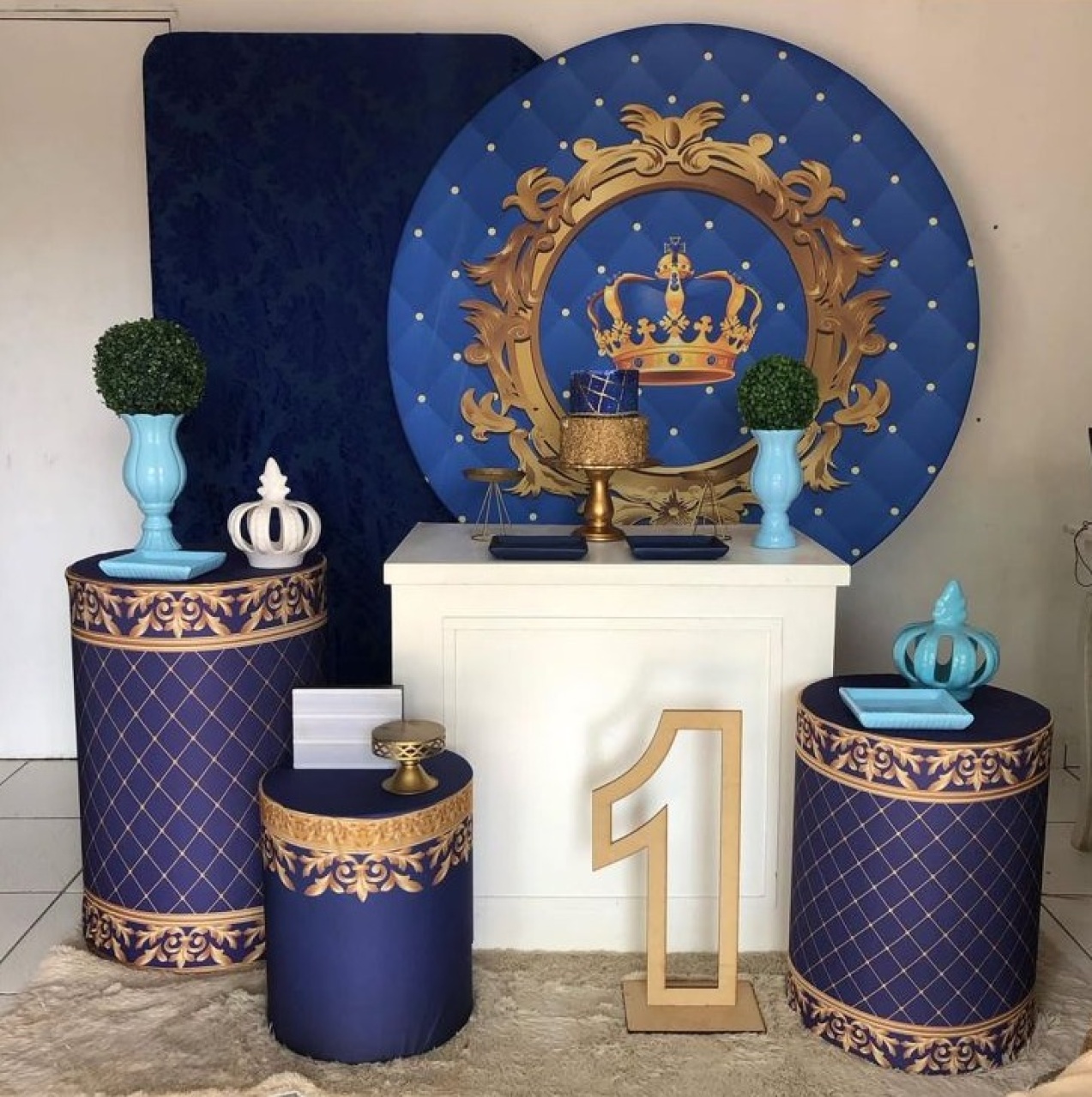 Composição Realeza Azul  - Cantinho Da Alegria Festas
