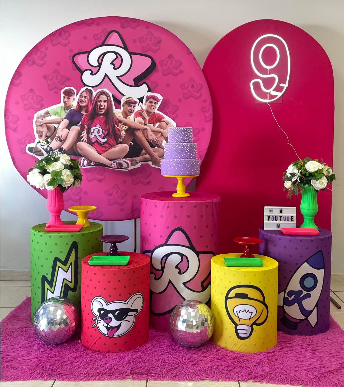 Composição Os Rosas - Cantinho Da Alegria Festas