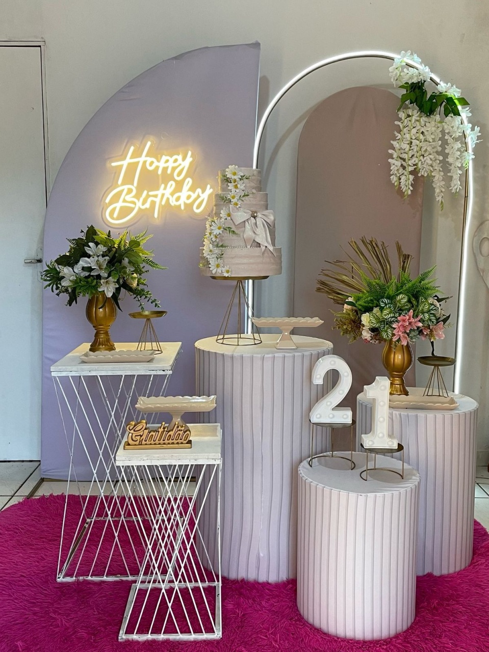 Composição Jardim Lilás  - Cantinho Da Alegria Festas