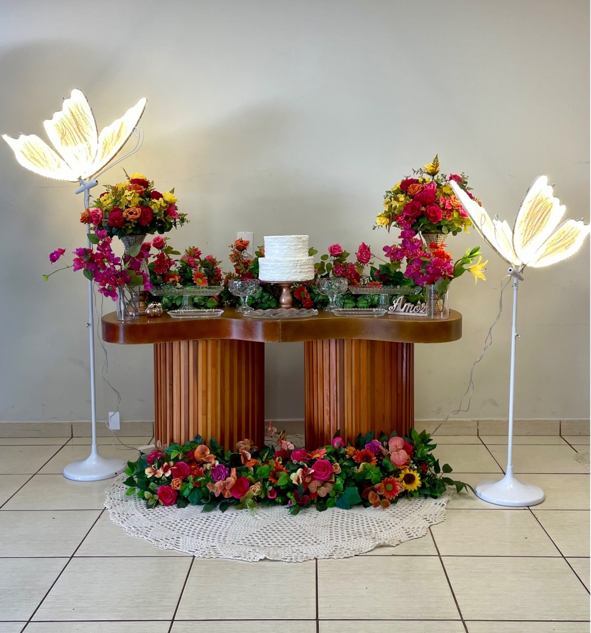 Kit Mesa Tropical Com Borboletas - Cantinho Da Alegria Festas