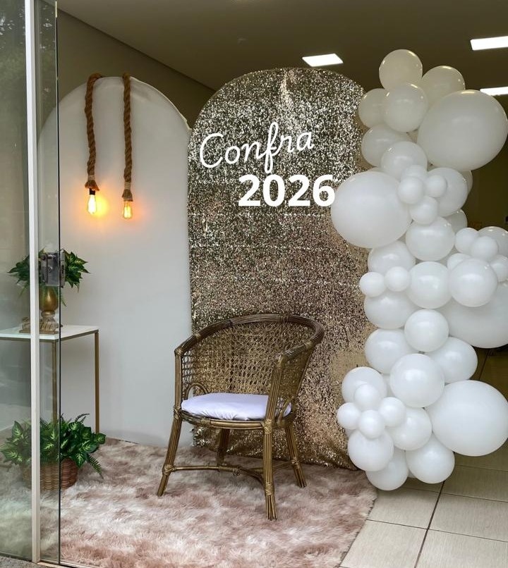Cenário Confraternização Dourado - Cantinho Da Alegria Festas