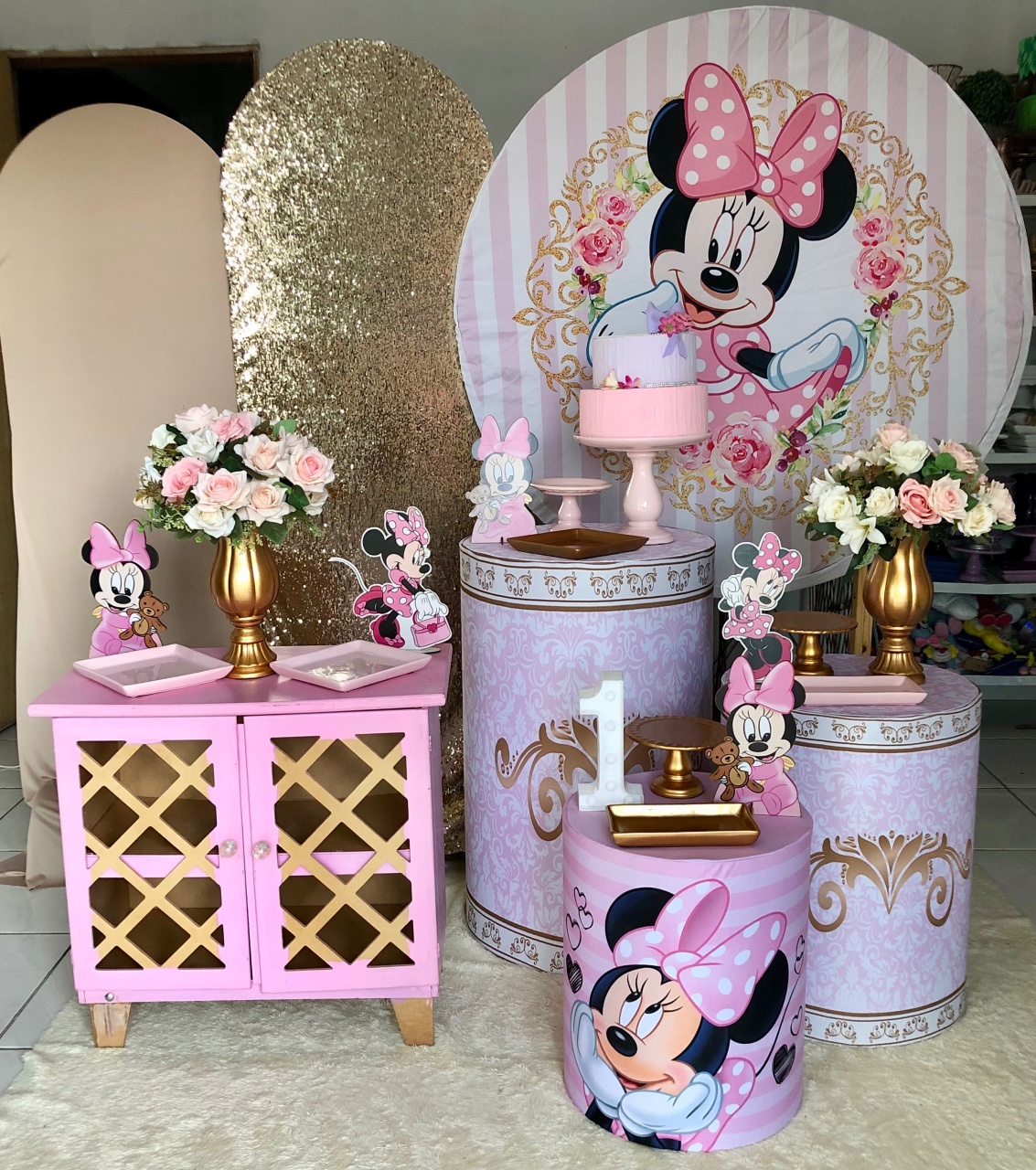 Composição Minnie Rosa Com Balões de Brinde  - Cantinho Da Alegria Festas