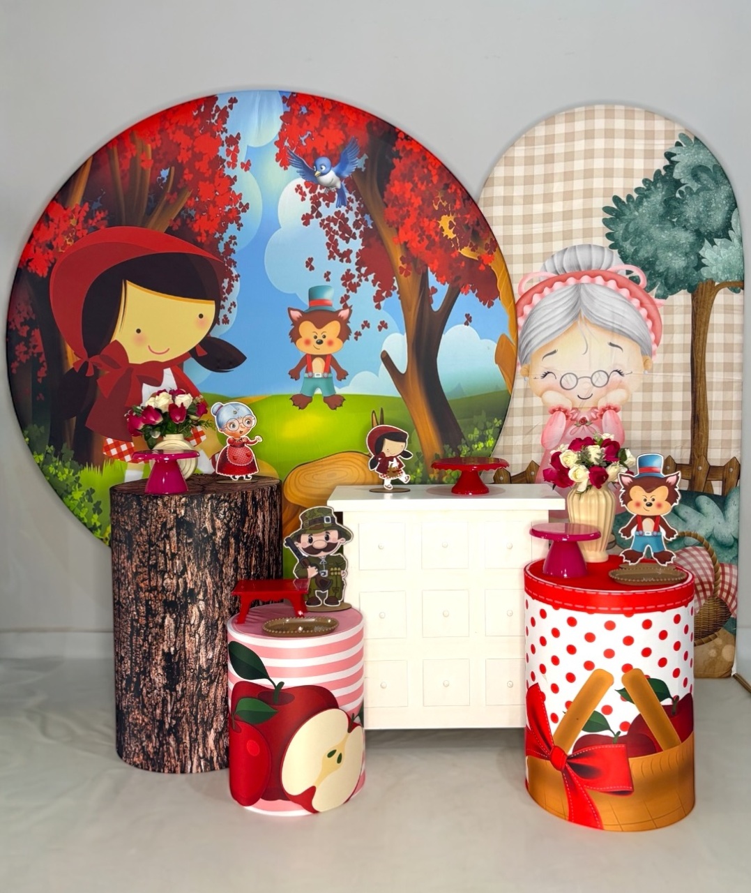 Kit Ouro - Chapelzinho Vermelho 1 - DLUARTS DECORAÇÕES E EVENTOS