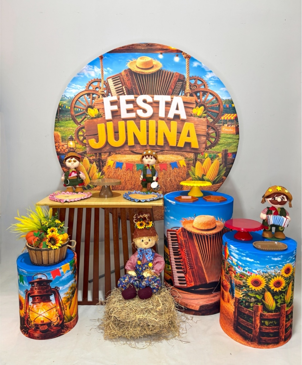 Kit Prata - Festa Junina 1 Sanfona - DLUARTS DECORAÇÕES E EVENTOS