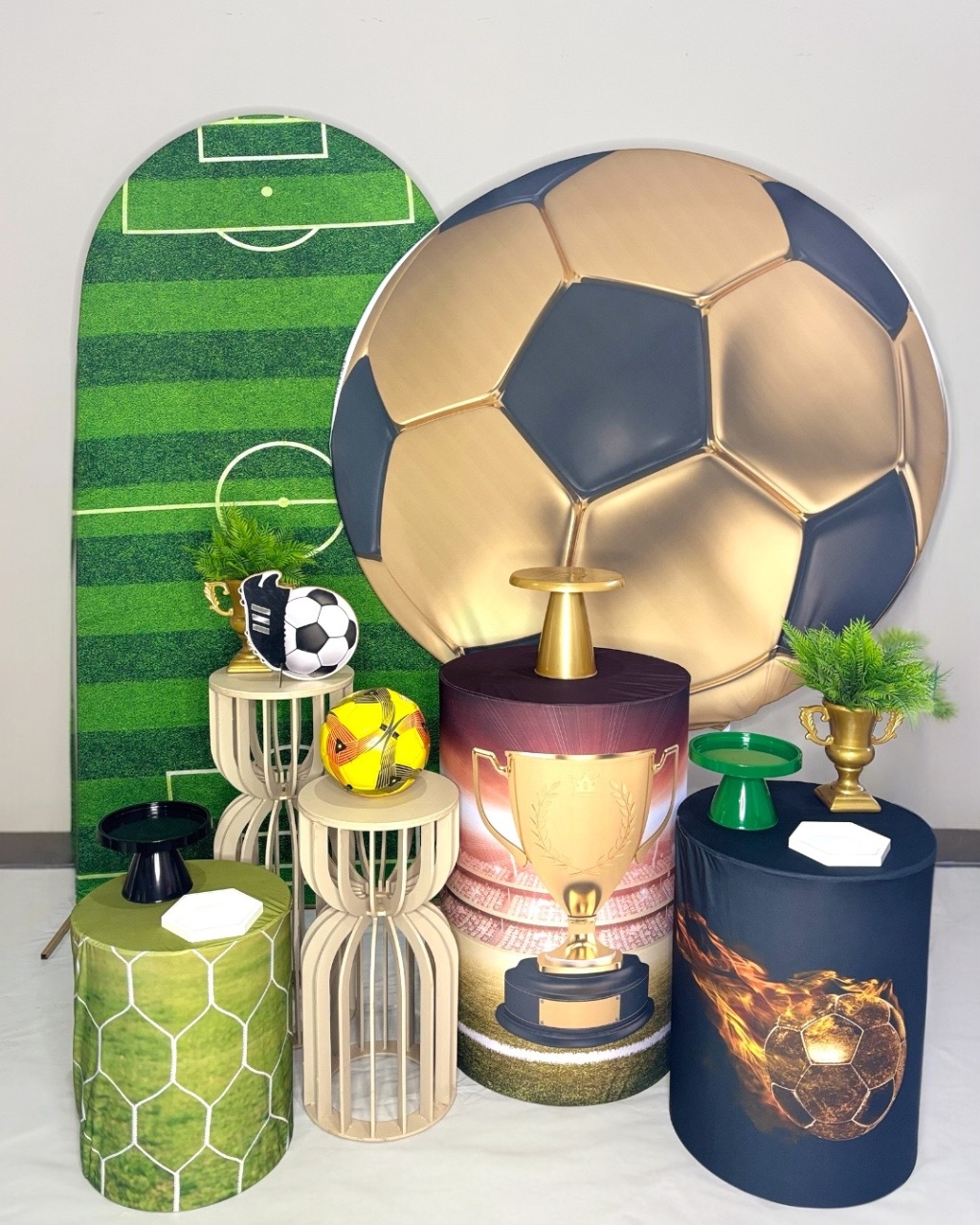 Kit Ouro - Futebol Bola Dourada - DLUARTS DECORAÇÕES E EVENTOS