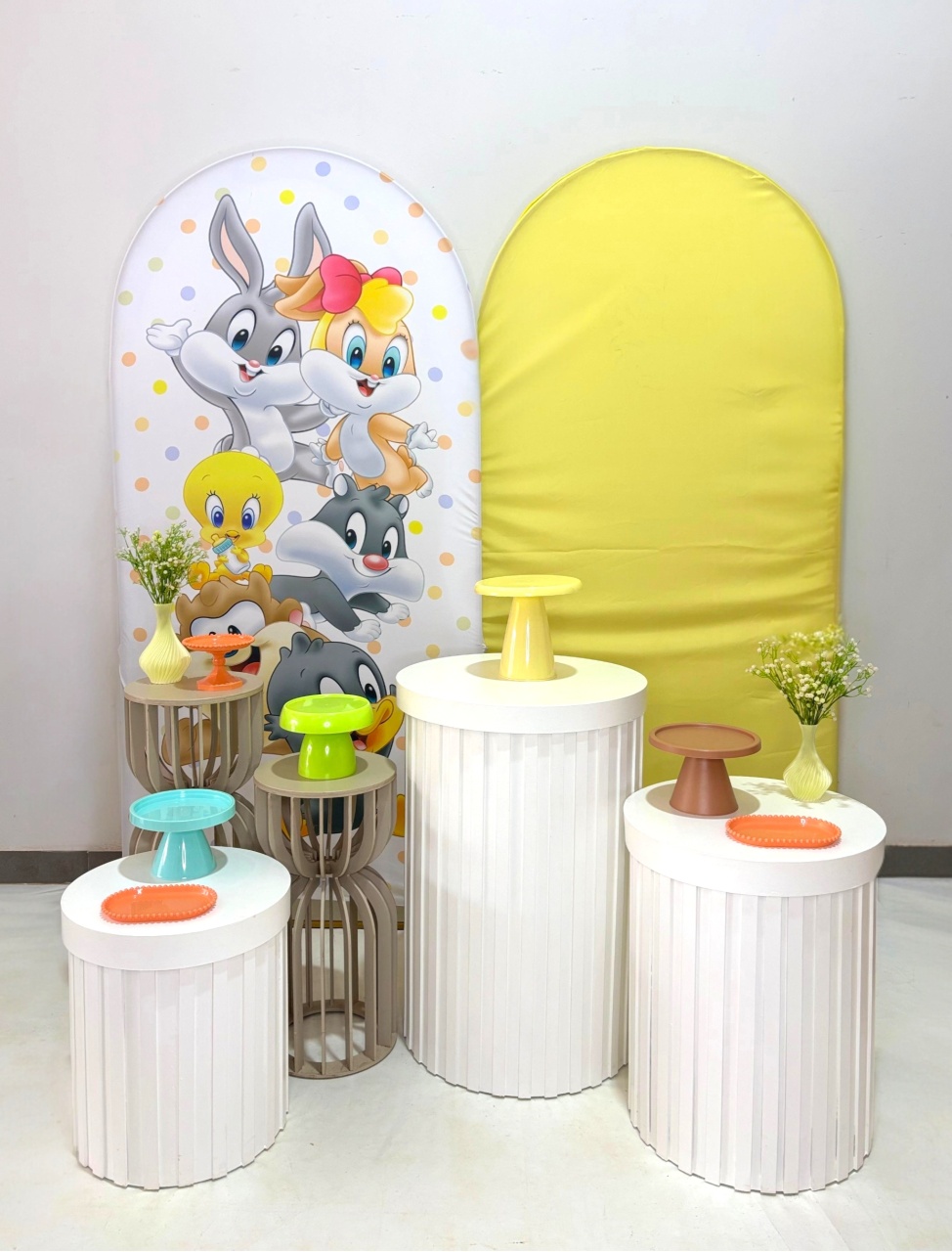 Kit Ouro - Baby Looney Tunes - DLUARTS DECORAÇÕES E EVENTOS