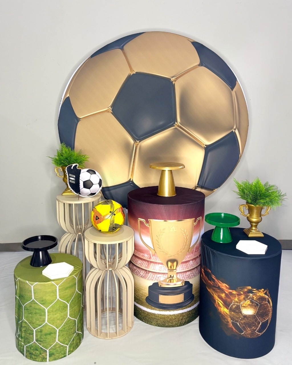Kit Prata - Futebol Bola Dourada - DLUARTS DECORAÇÕES E EVENTOS