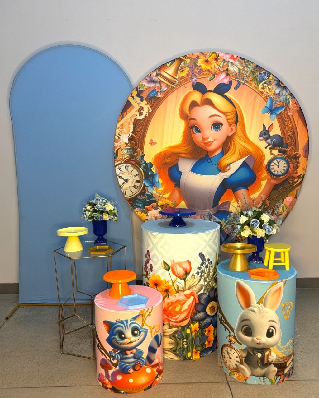 Kit Ouro - Alice No País das Maravilhas  - DLUARTS DECORAÇÕES E EVENTOS