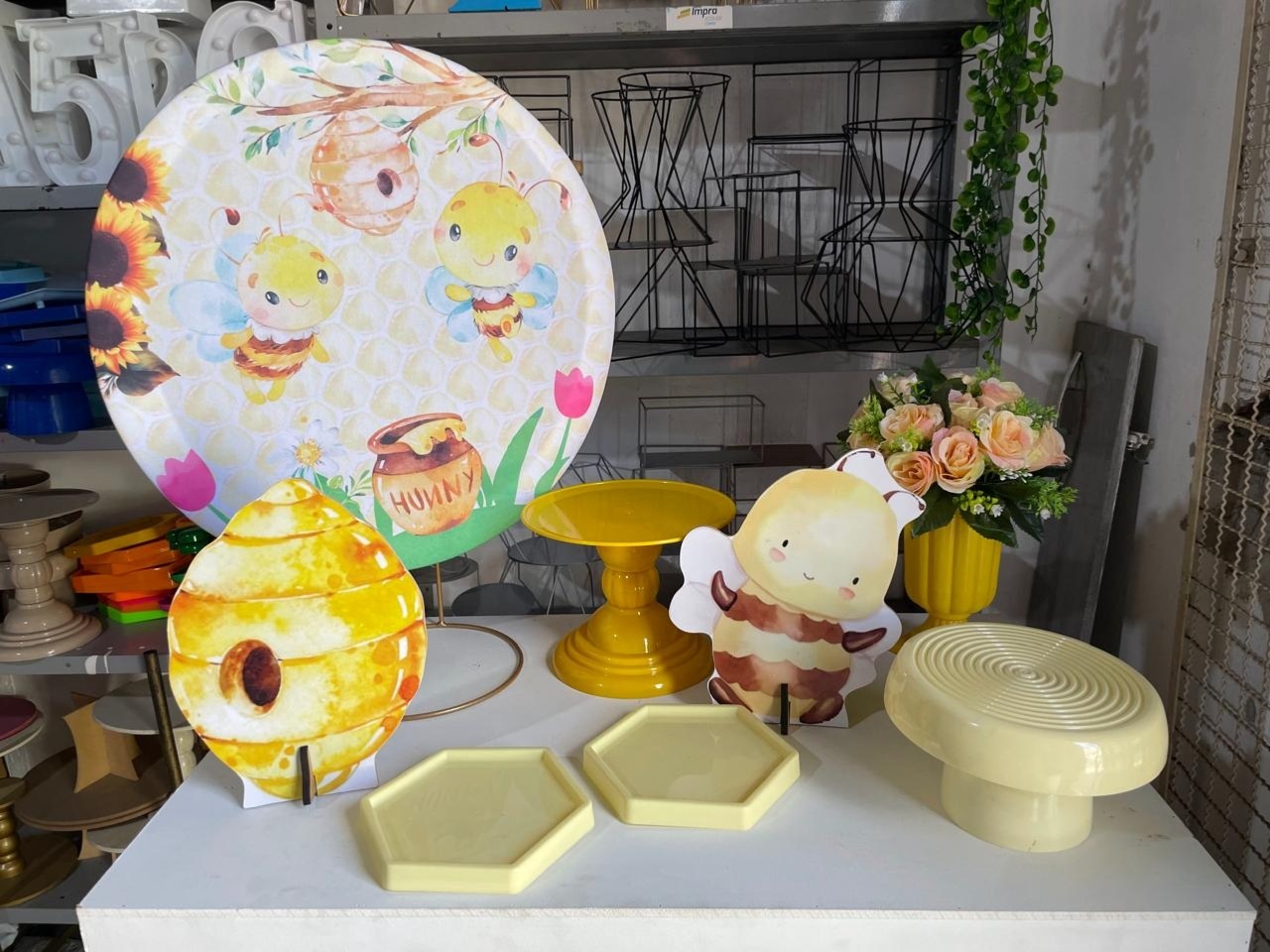 Abelinha - Festa Na Mesa - Lua Nobre Decorações