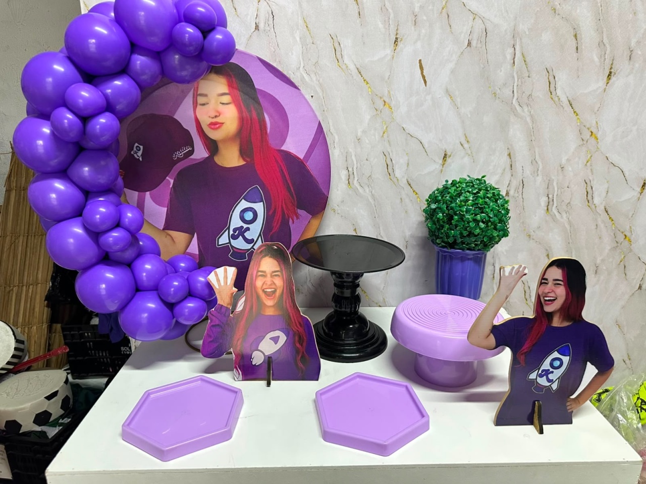 Ketlin dos Rosa- Festa Na Mesa - Lua Nobre Decorações