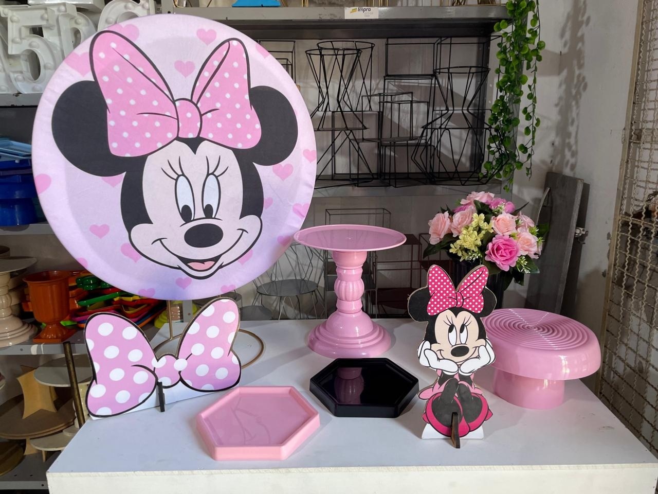Minnie Rosa - Festa Na Mesa - Lua Nobre Decorações