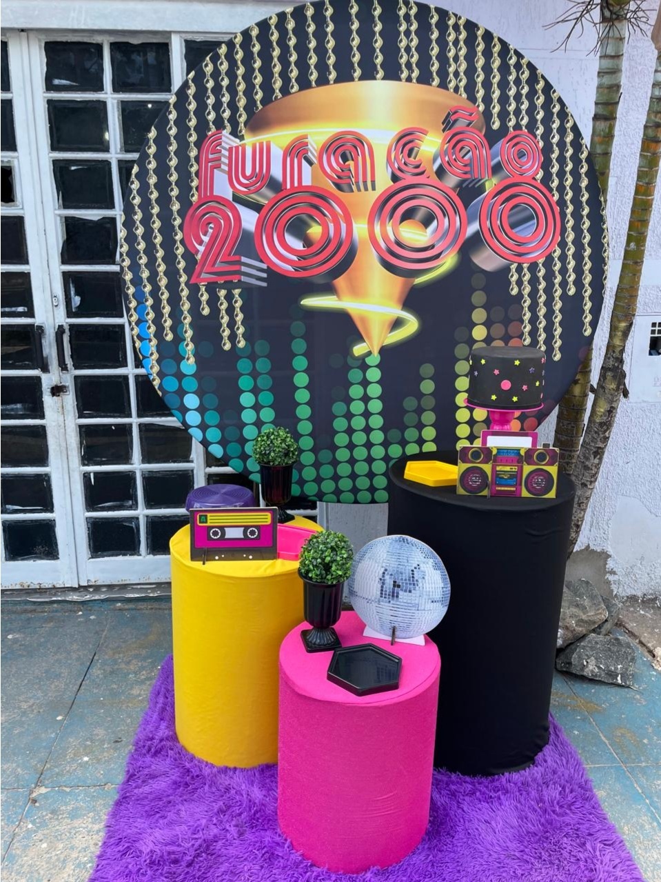 Furação 2000 - Lua Nobre Decorações