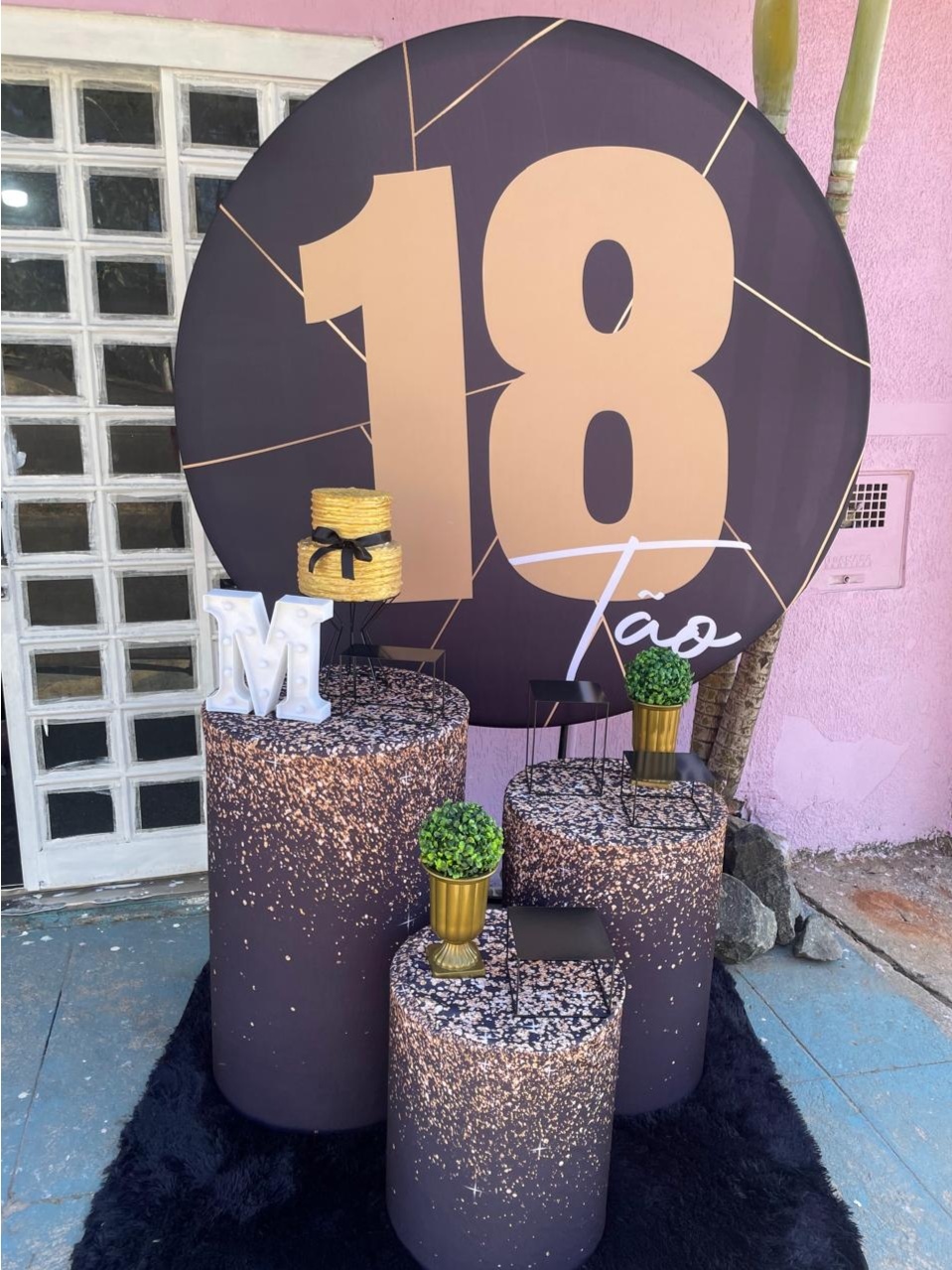 18 Tão - Lua Nobre Decorações