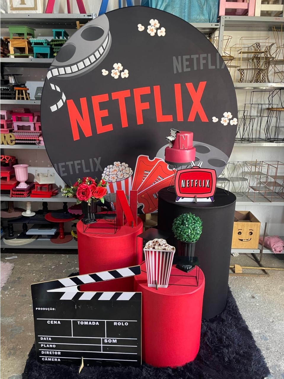 Netflix - Lua Nobre Decorações