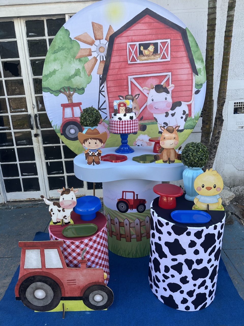 Fazendinha Vermelho 1 - Lua Nobre Decorações