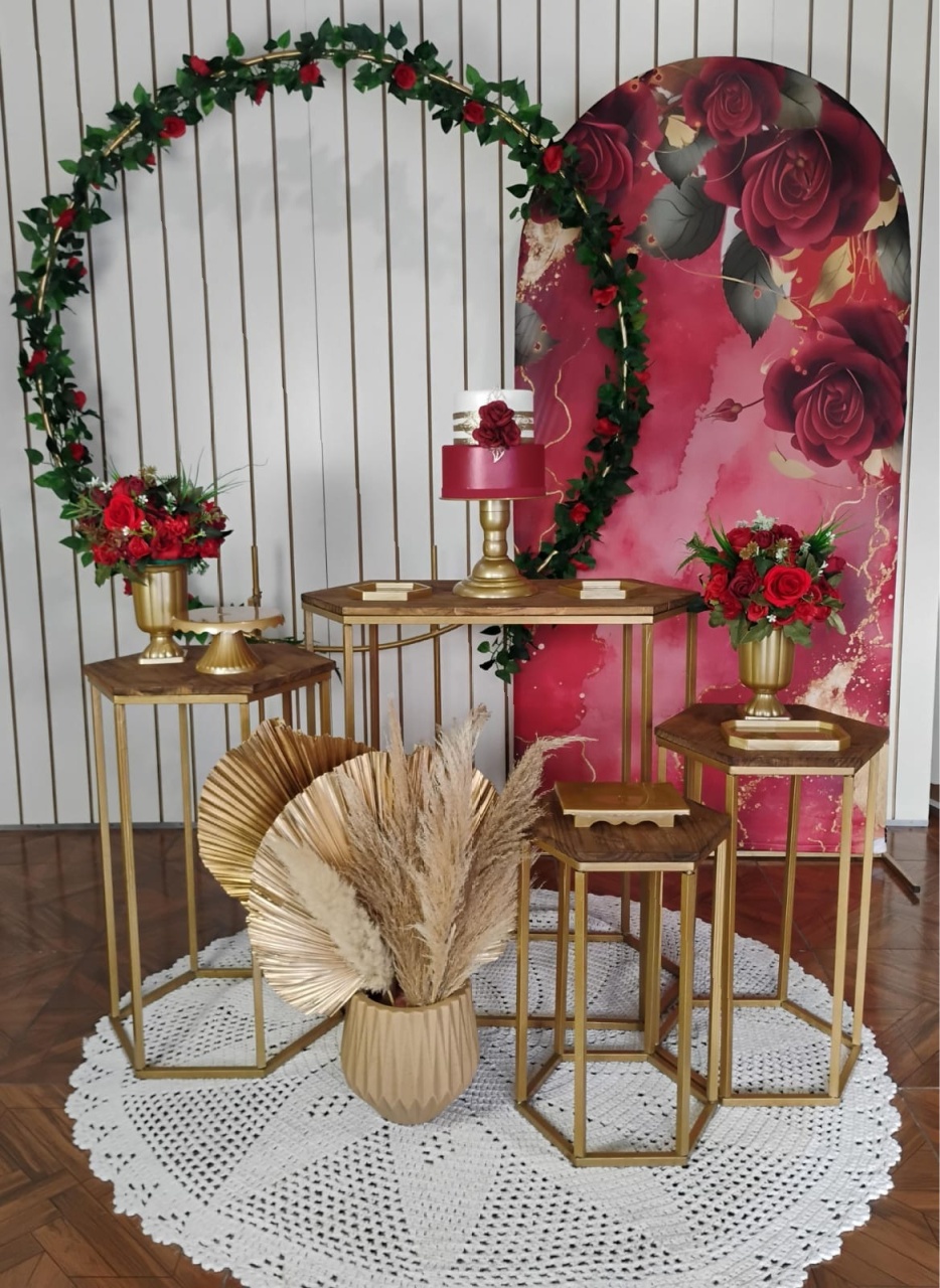 Arranjo Floral Rosas - Kit Composição - LupitoDecoraçõespegueemonte