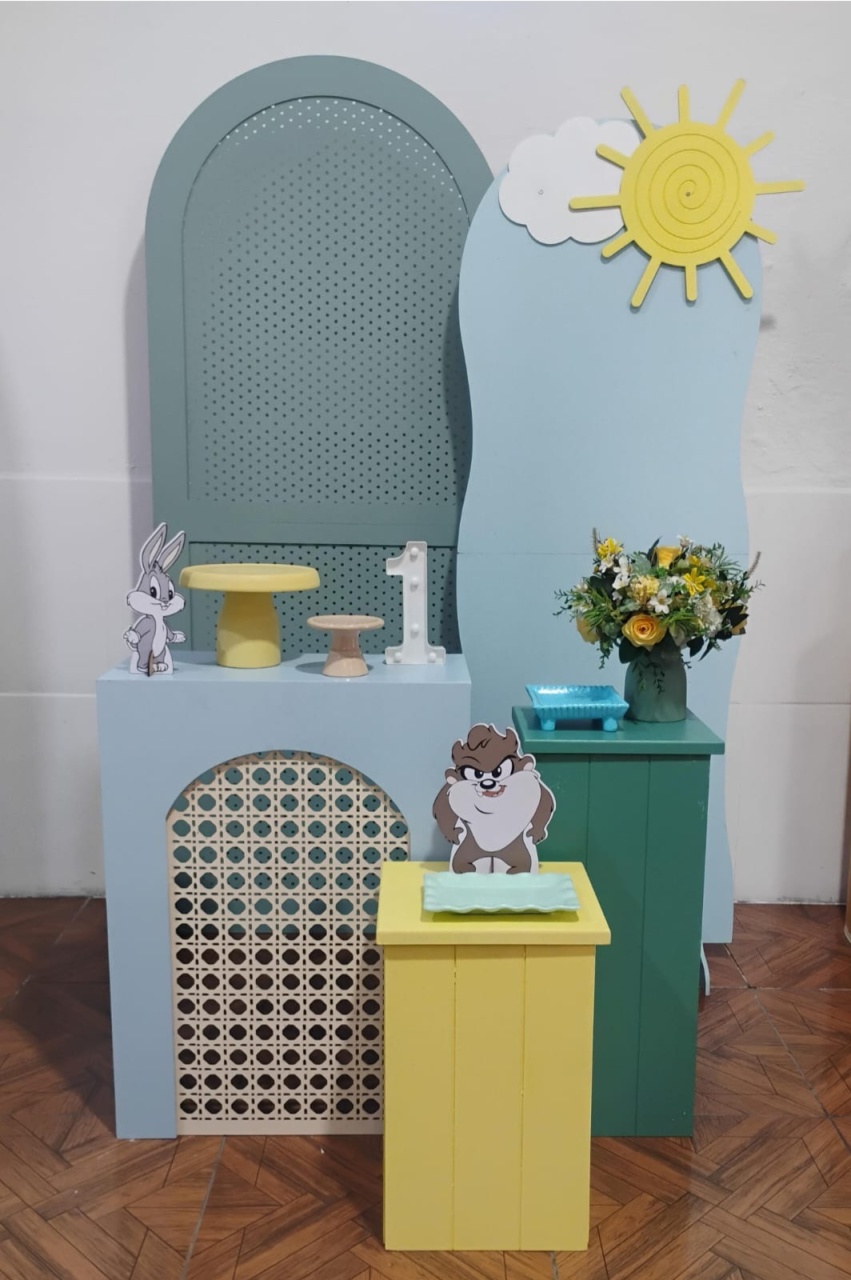 Kit Minimalista Looney Tunes - LupitoDecoraçõespegueemonte