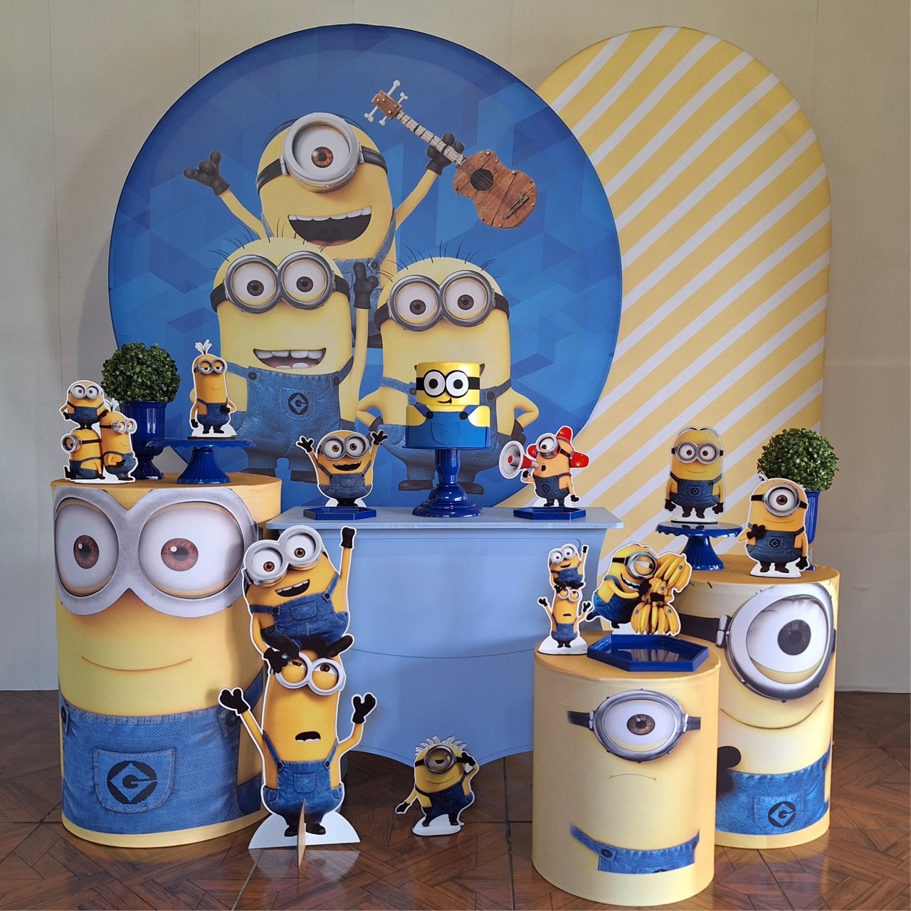 Minions * Kit Diamante - LupitoDecoraçõespegueemonte