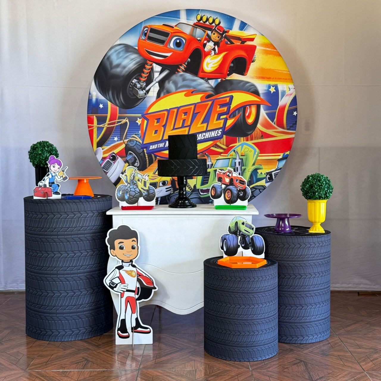 Blaze Monster Machine * Kit Prata - LupitoDecoraçõespegueemonte