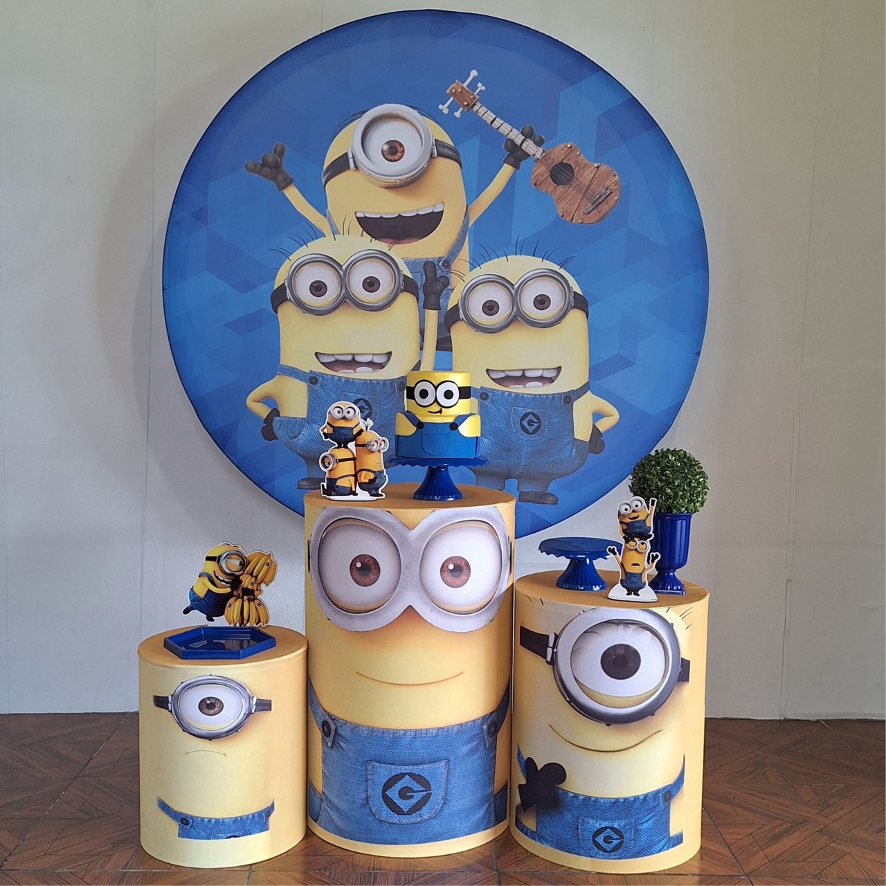 Minions * Kit Bronze - LupitoDecoraçõespegueemonte